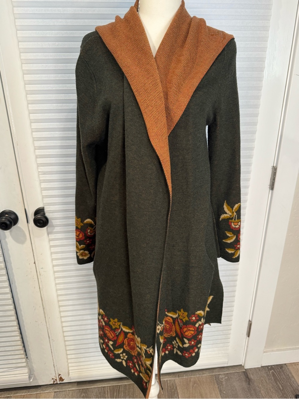 Long Open-Front Floral Embroidered Cardigan Sweater - Olive & Rust Trim 00918